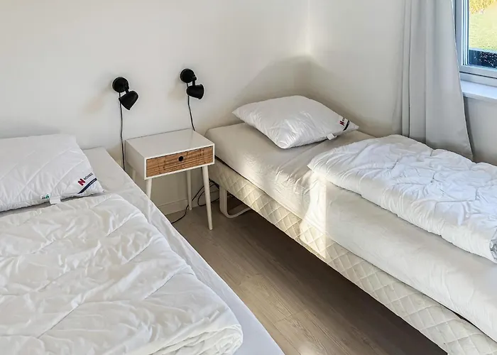 Ferienhaus Gorgeous In With Wifi *