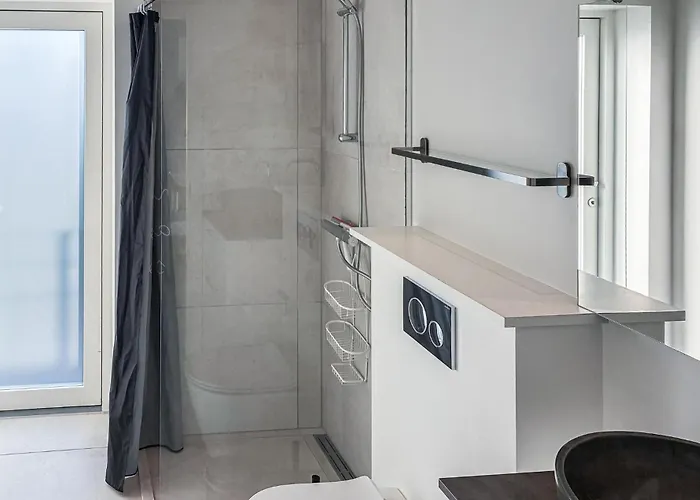 Gorgeous In With Wifi Odder